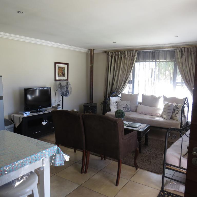Affittacamere Bella Vista Self Catering Clarens Esterno foto