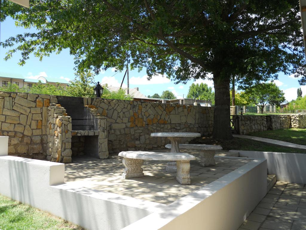 Affittacamere Bella Vista Self Catering Clarens Esterno foto