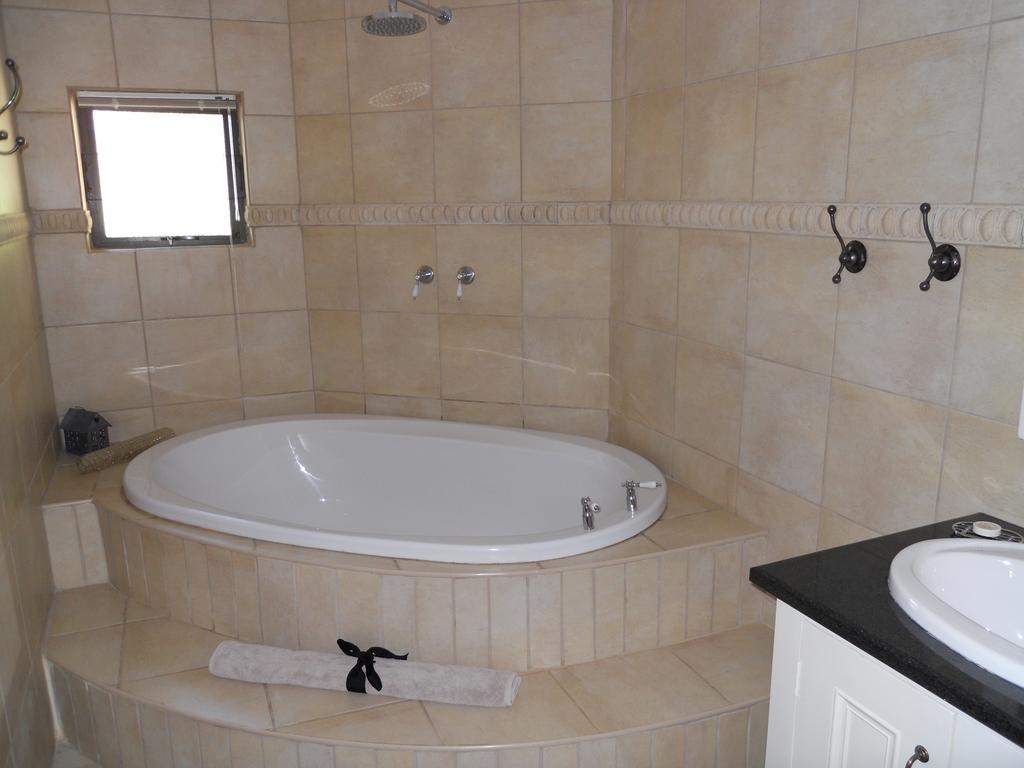 Affittacamere Bella Vista Self Catering Clarens Esterno foto